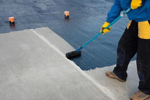 Step-by-Step : Repairing Flat Roofs With Liquid Waterproofing